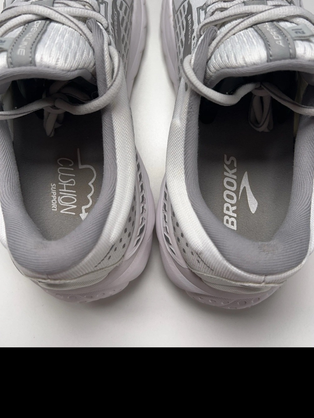 Brooks Adrenaline GTS 21 Women Size 11 Medium Running Shoes White 1203291B153 - Picture 6 of 10